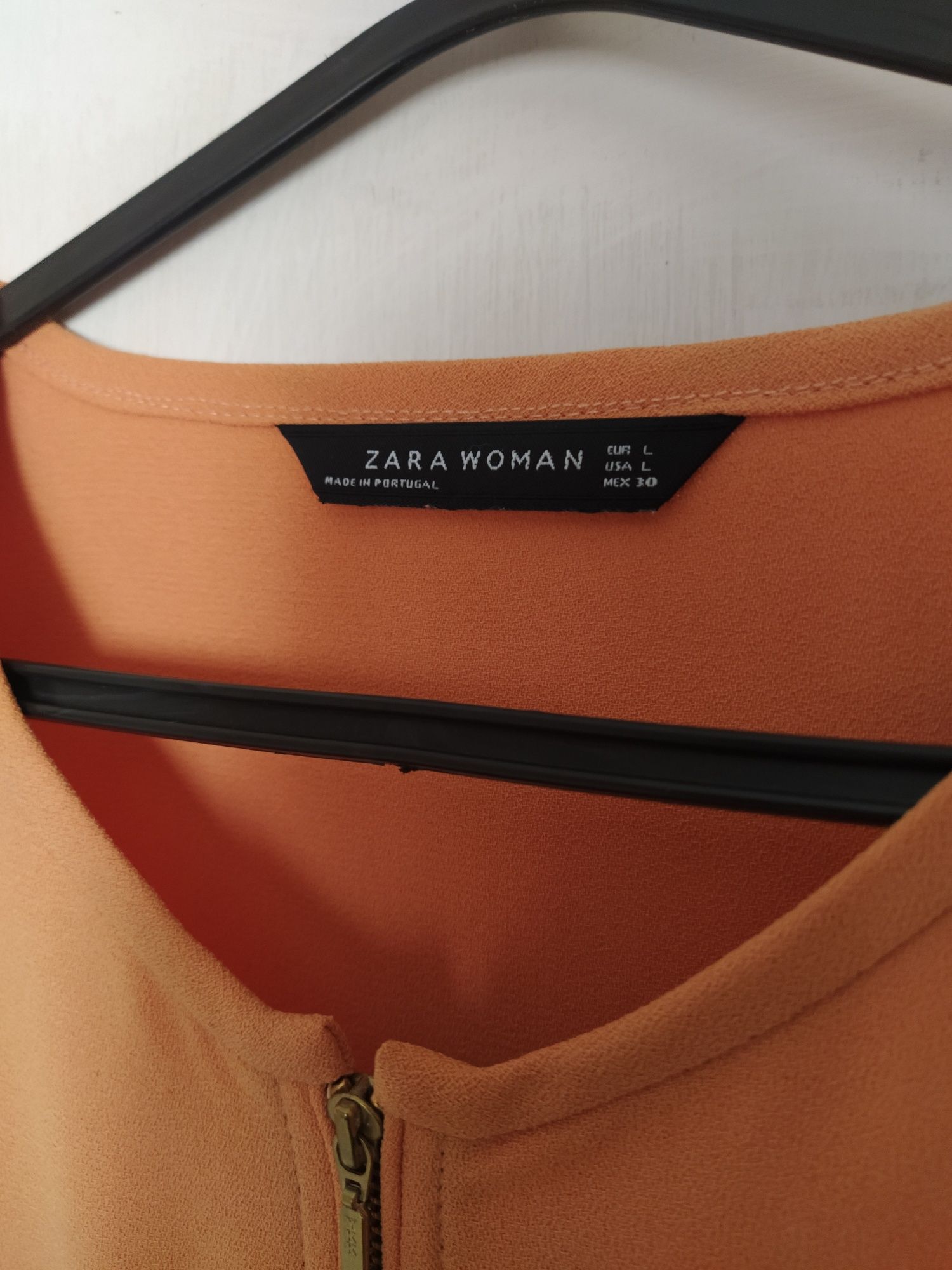 Vestido laranja Zara