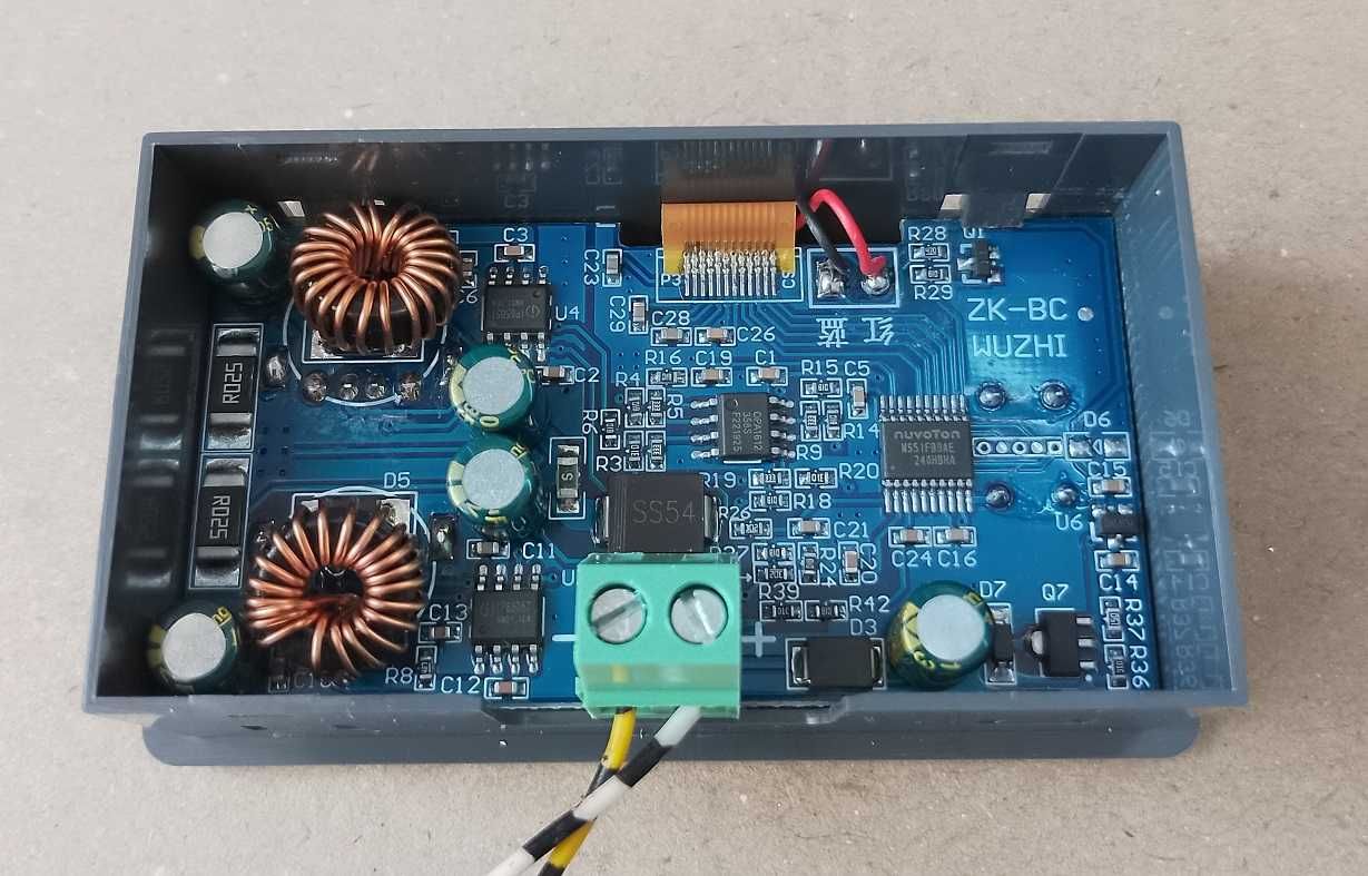 ZK-BC монитор аккумуляторной батареи + 2 независимых ЮСБ порта