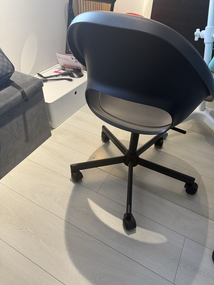 krzesło biurowe obrotowe IKEA