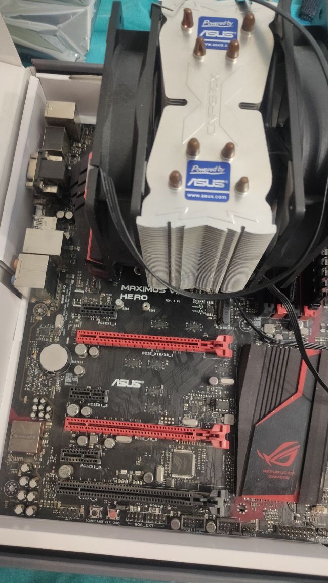 Материнка asus hero 7 процесор i7 4790k