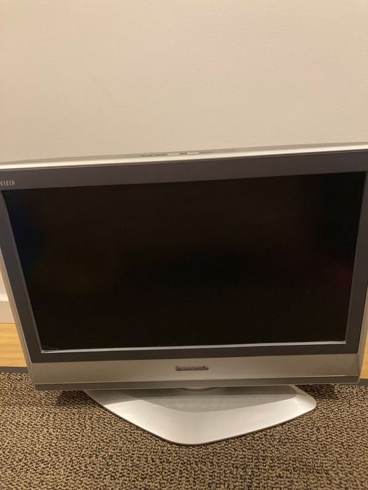 Telewizor LCD Panasonic Viera 26 cali