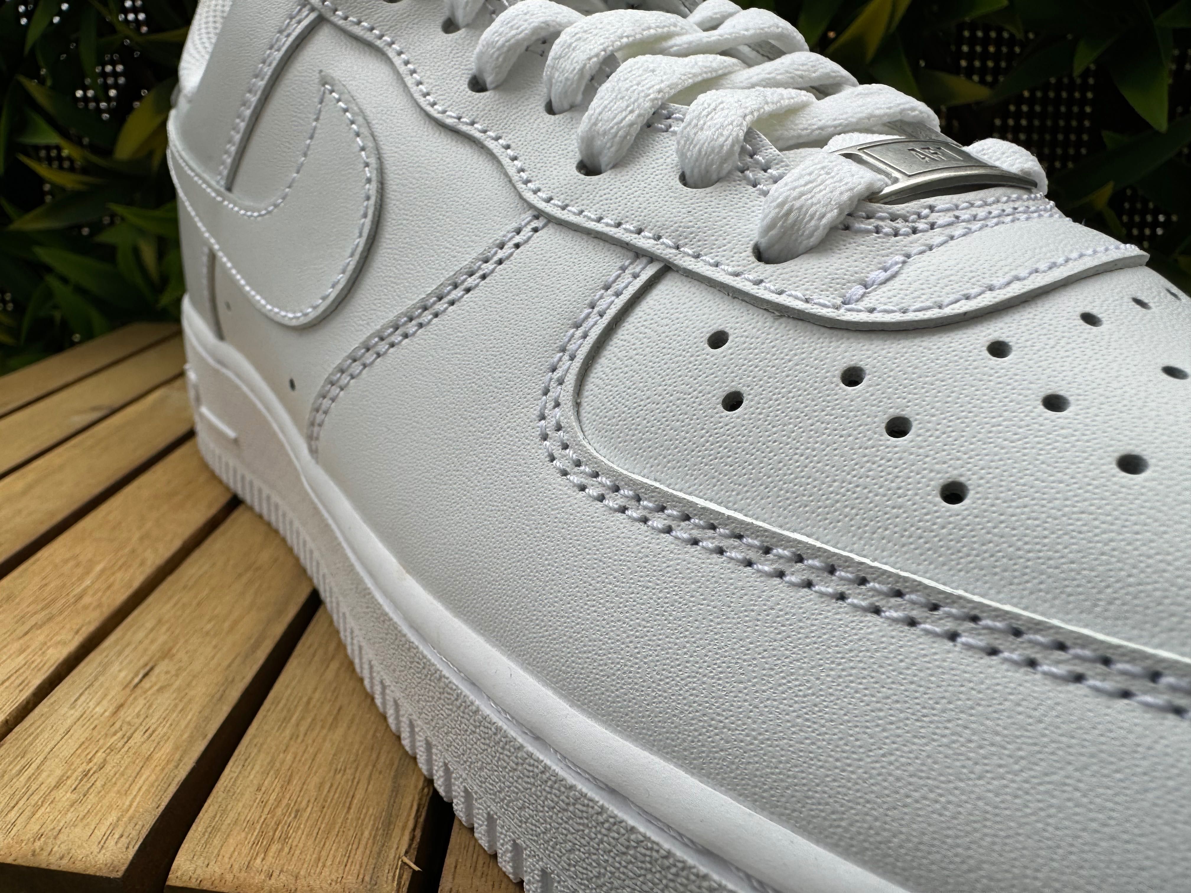 Buty Nike Air Force 1 Low '07 White r. 44