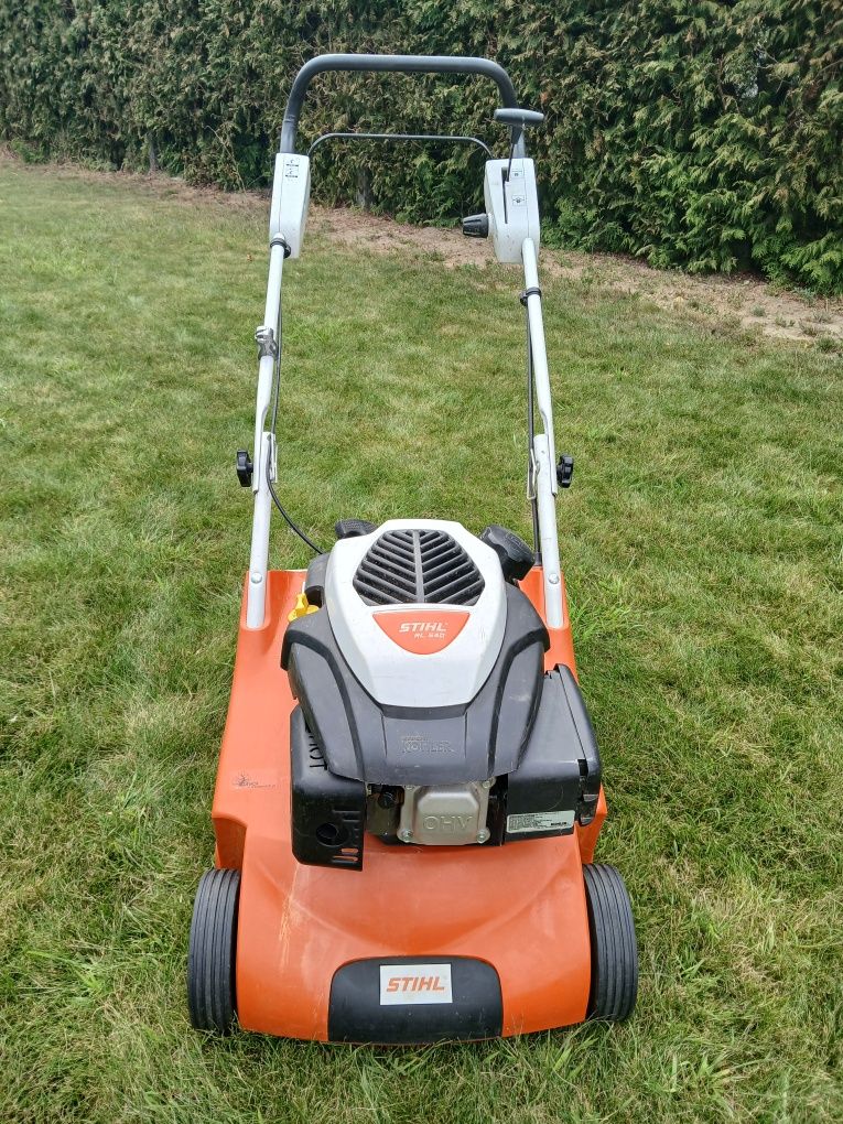 Wertykulator Stihl RL540 + kosz