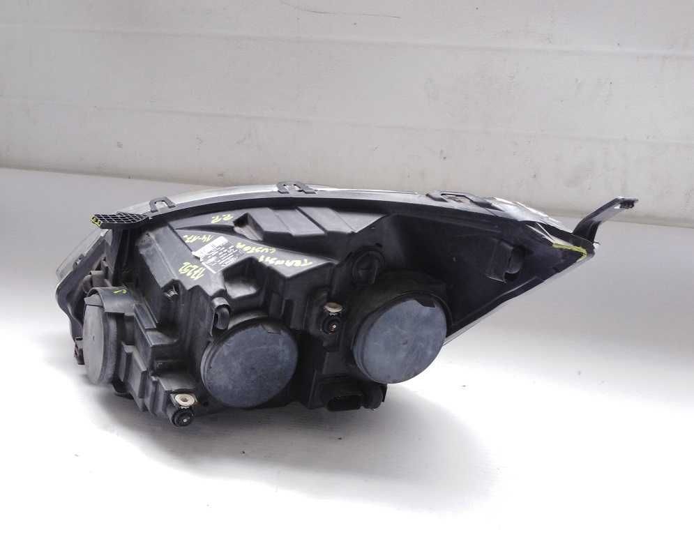 Ford Transit Custom 14-17r. Lampa Przód Prawa