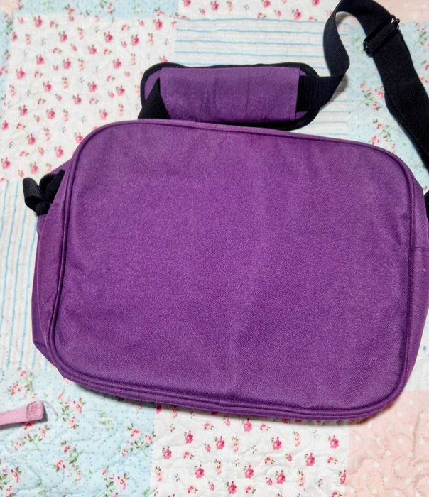 Mala de transporte de livros ou computador pequeno