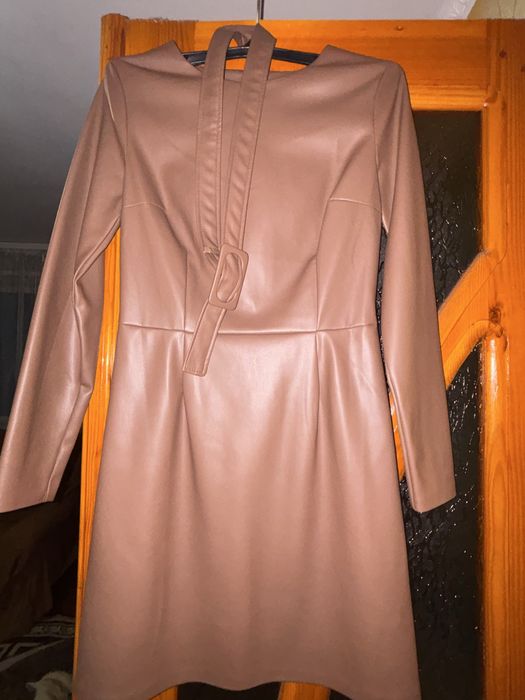 Продам сукню з еко-шкіри