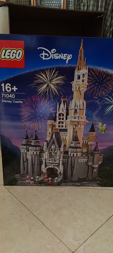 Lego 71040: Castelo Disney edição esgotada 2016