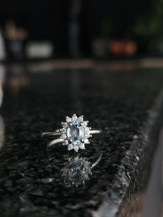 Pierścionek regulowany cyrkonie topaz