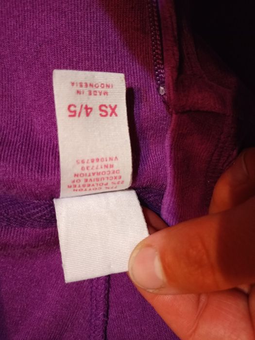 Bluza z kapturem Cięcia na 4-5lat