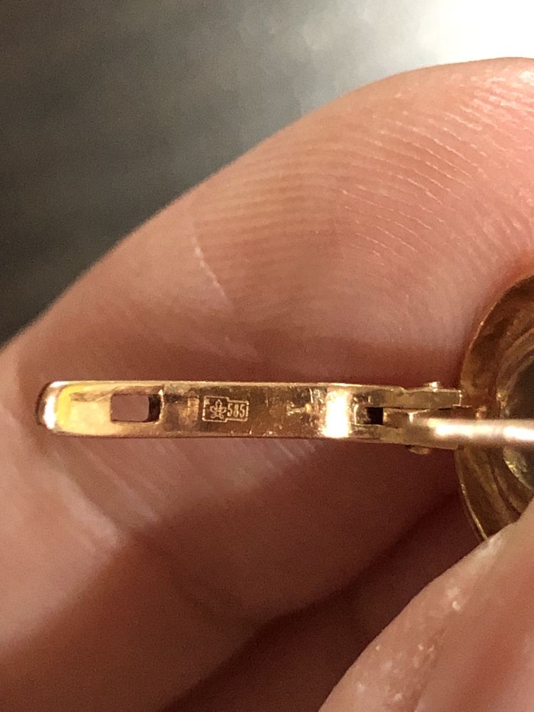 Золотые сережки 585 пробы Киевского ювелирного завода