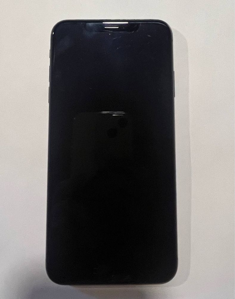 Продам срочно Iphone Xs Max 256 85акб