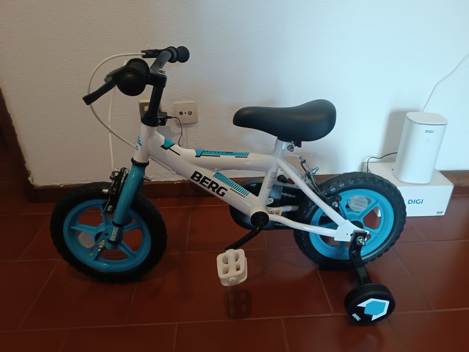 Bicicleta  em estado de nova