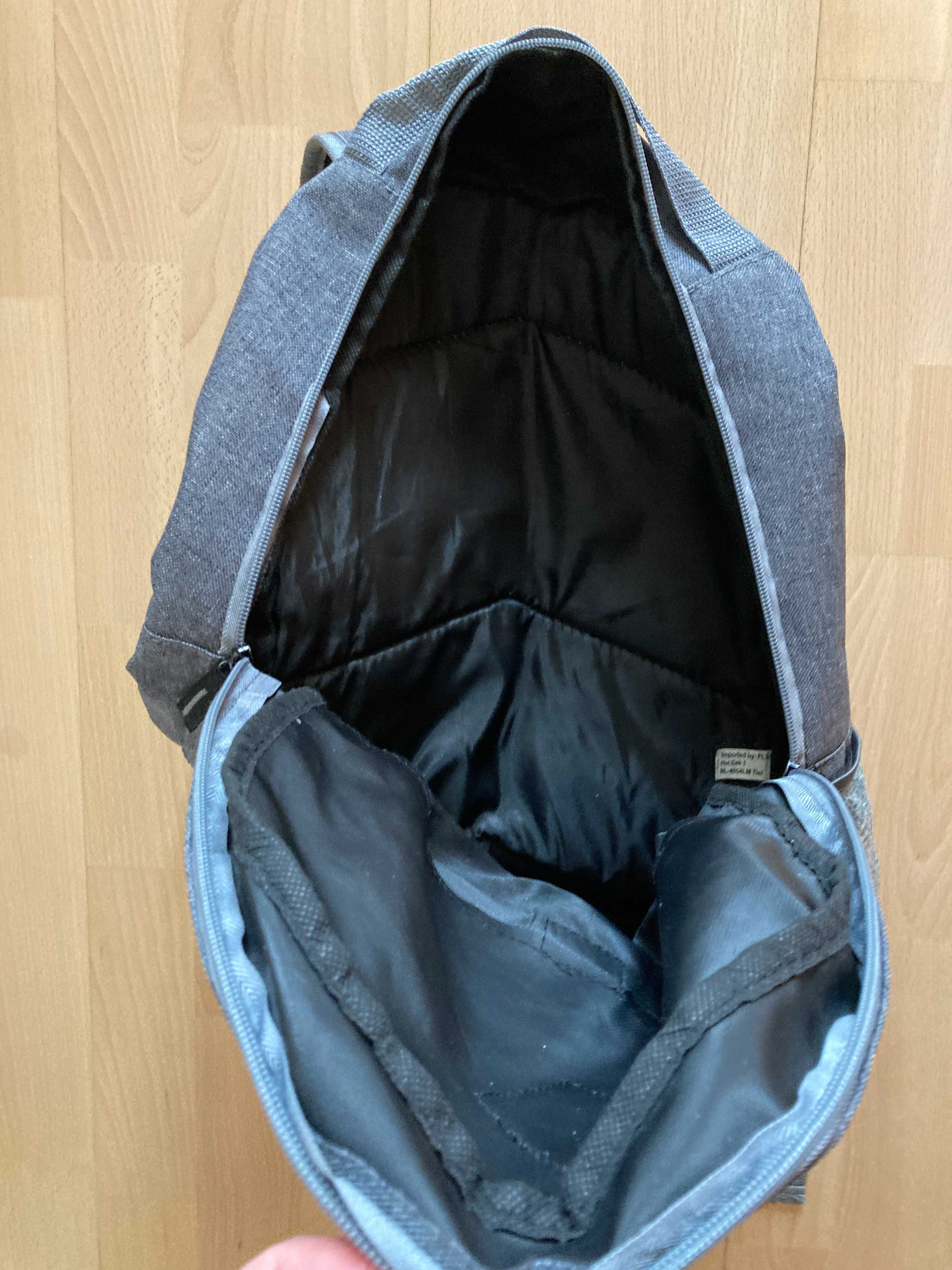 plecak Magento, 60 zł