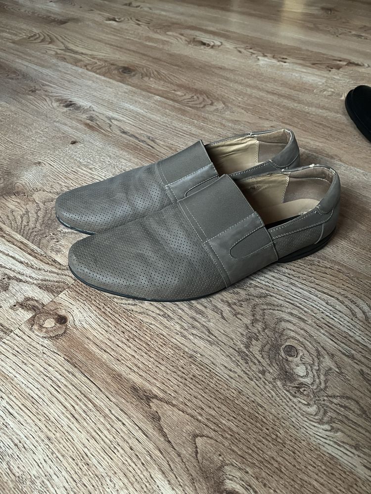 Eleganckie buty półbuty do garnituru sztyblety