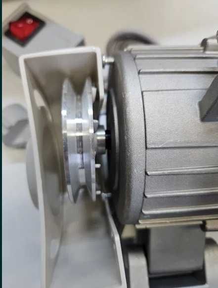 Silnik do maszyny szwalniczej overlock stebnówka Moc 550W Nowy 220V