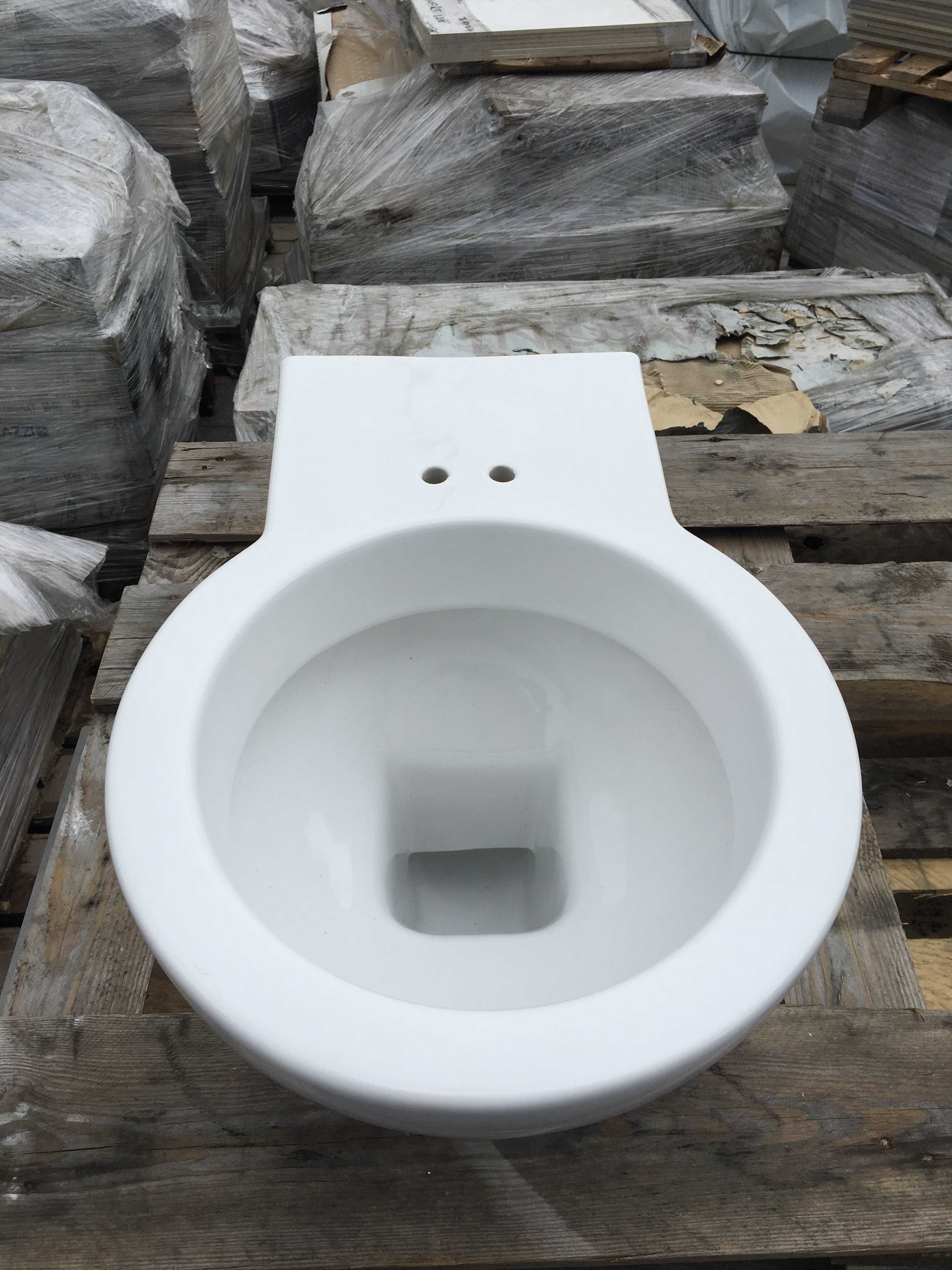 Miska WC wisząca 50x37 firmy HATRIA