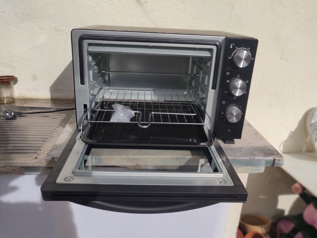 Forno elétrico com grill