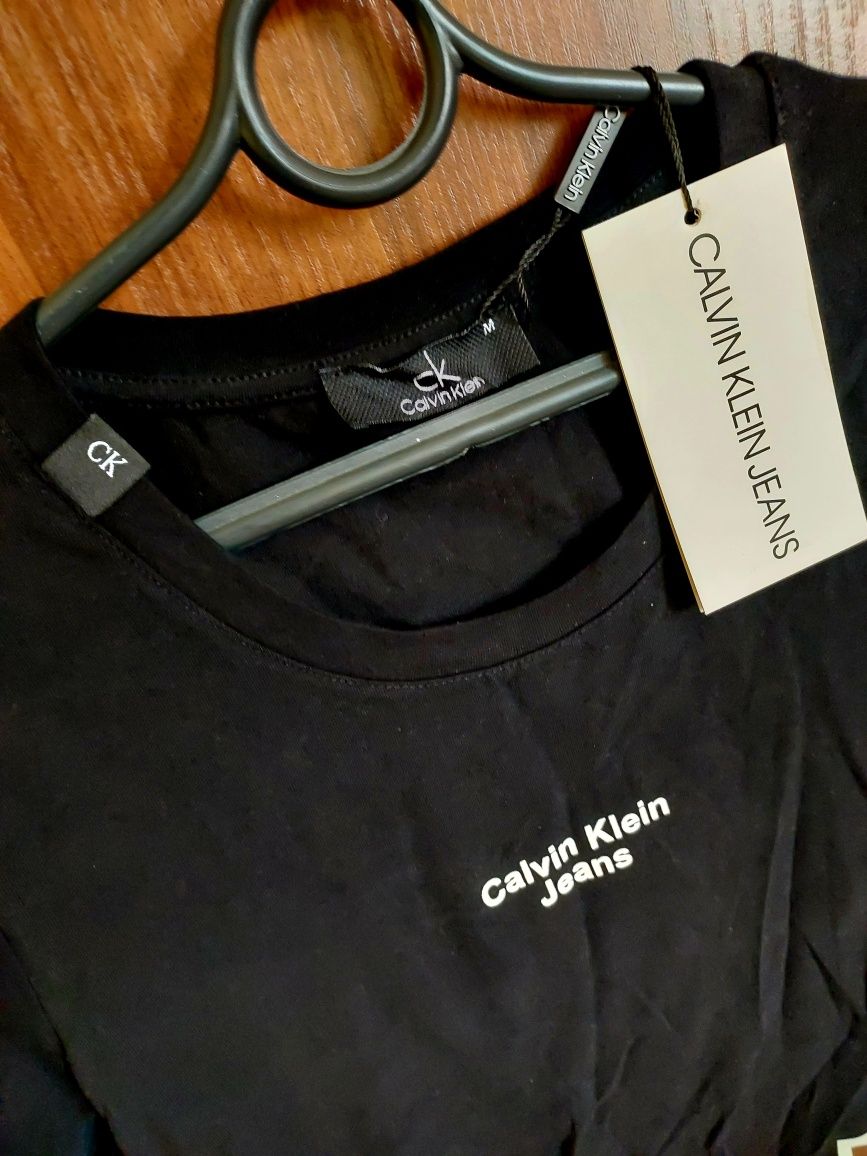 Koszulka calvin Klein rozmiar z metki m