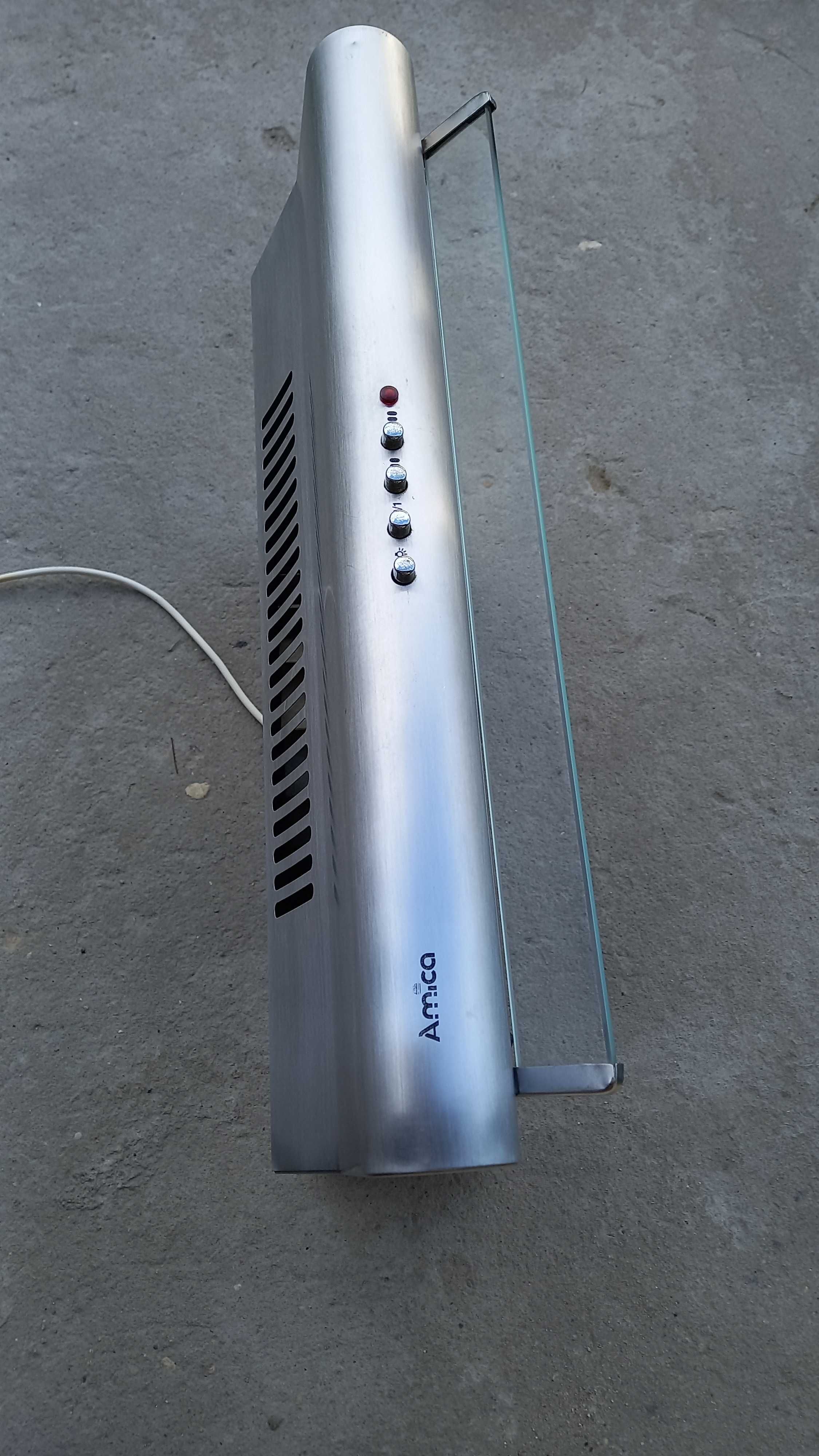 Okap podszawkowy Amica 50cm