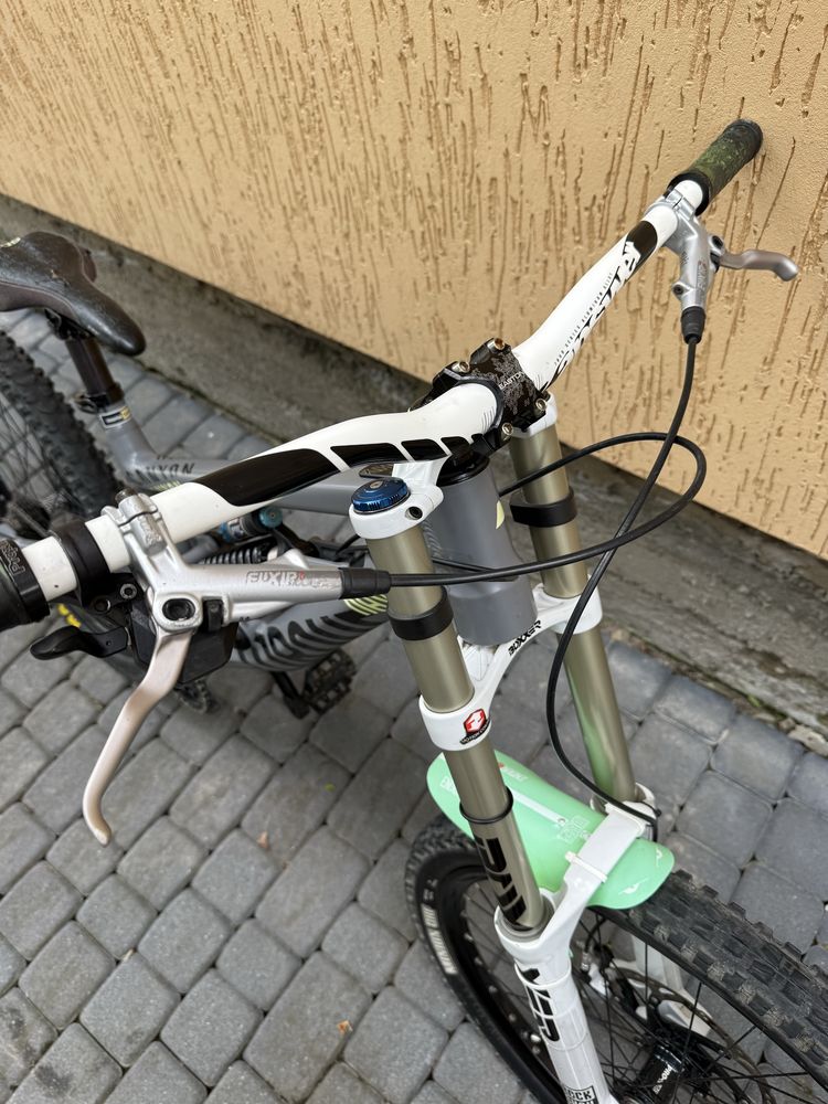 Canyon Torque dhx