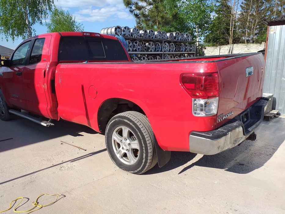 Toyota Tundra burta lewa paka zabudowa tył DŁUGA
