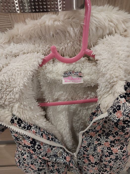 Sprzedam kurtke dziewczęca używana rozmiar 80.