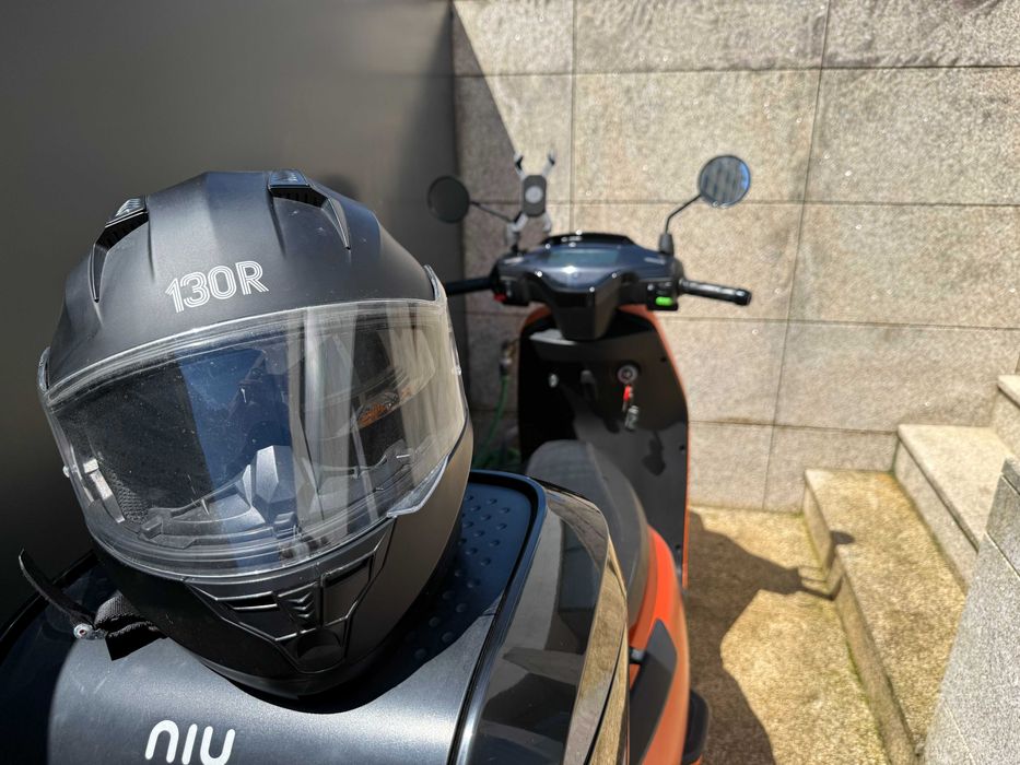 Moto Scooter NIU MQi GT Evo como nova!