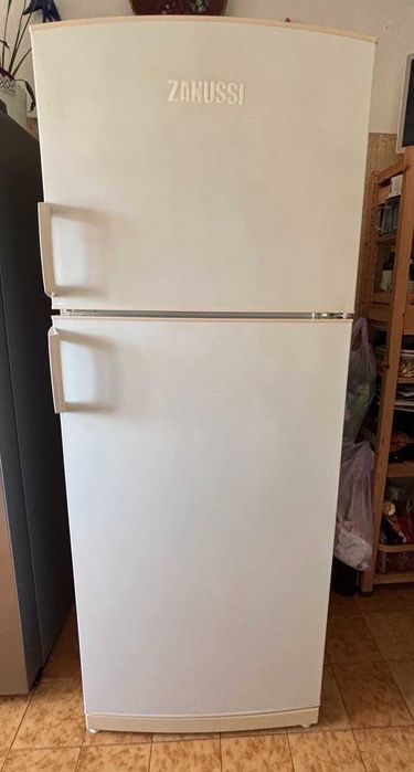 Frigorífico Combinado - Zanussi ZD33/11F