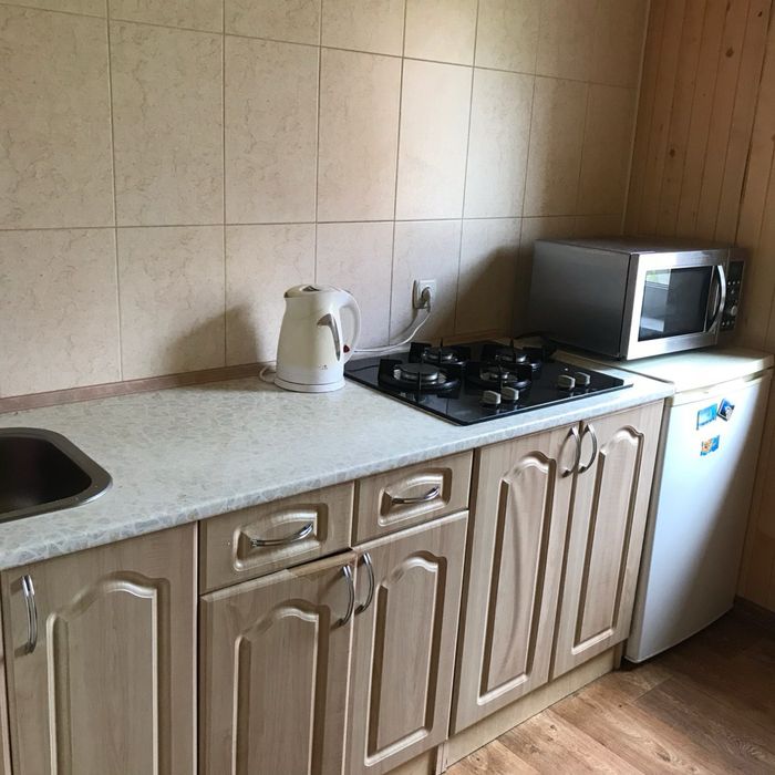 Здам 2к квартиру довгостроково центр КОМУНАЛЬНІ ВКЛЮЧЕНІ У ВАРТІСТЬ