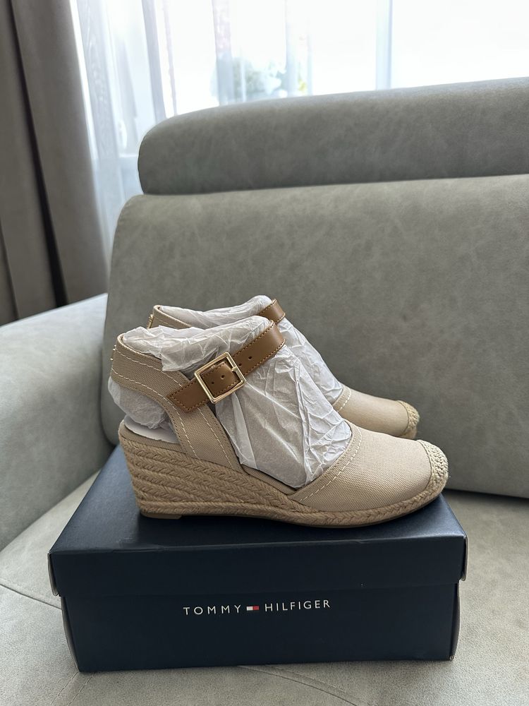 Босоніжки Tommy hilfiger