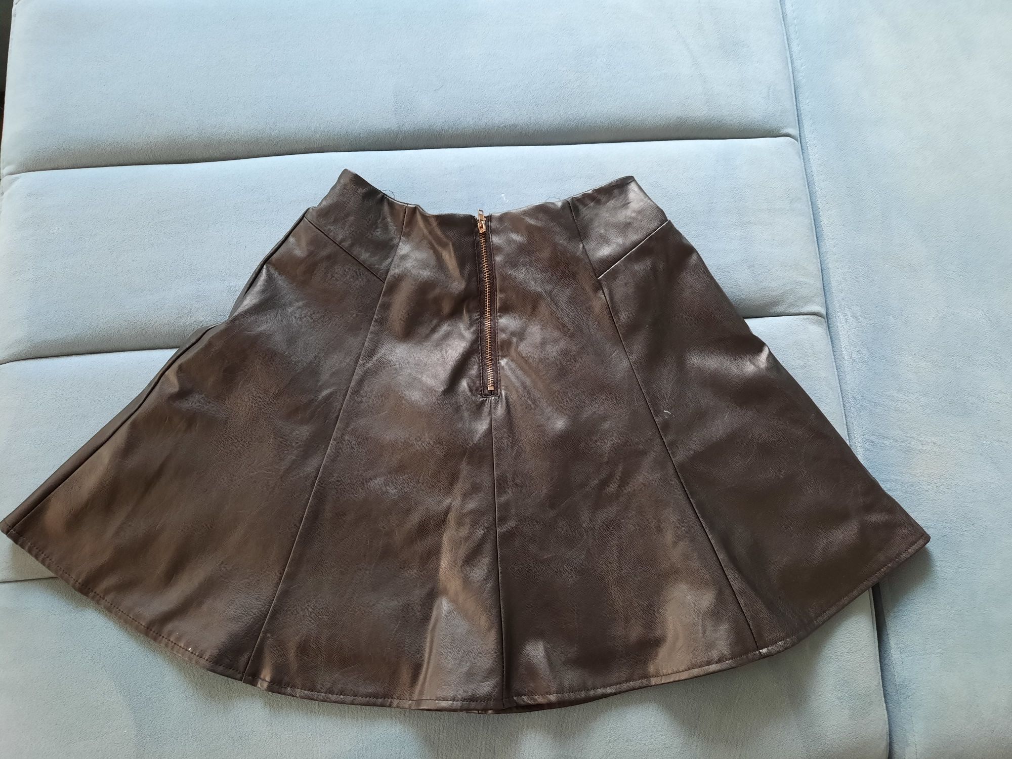 Mini spódniczka że skórki czarna 34 XS Sinsay