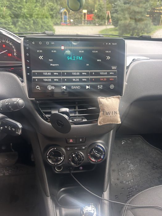 Продаю PEUGEOT 208 , 2016 р