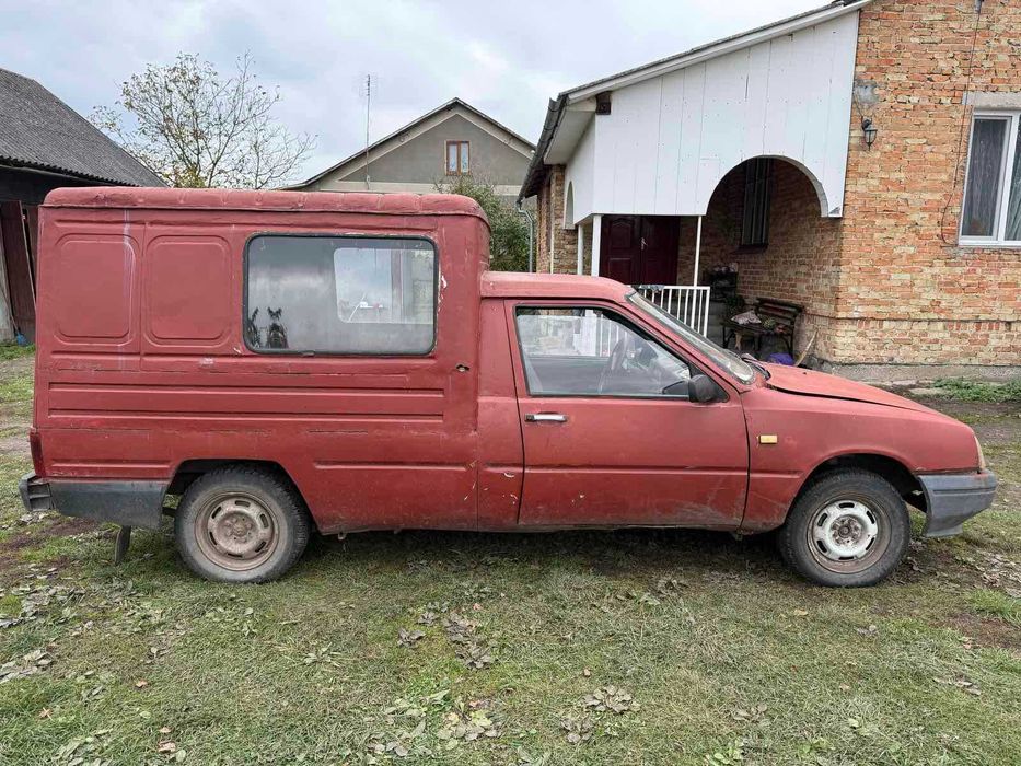 Продам машину ИЖ2717