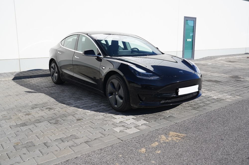 Tesla Model 3 Standard Range Plus