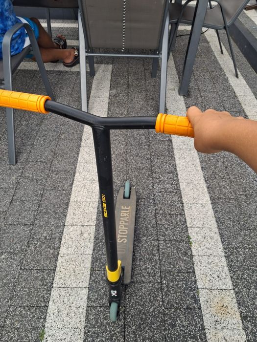 Sprzedam hulajnogę wyczynową