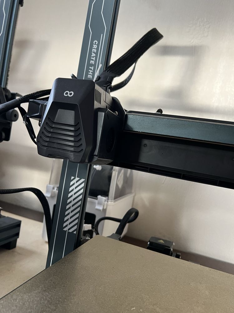 Продам 3D-принтер Elegoo Neptune 4 Pro