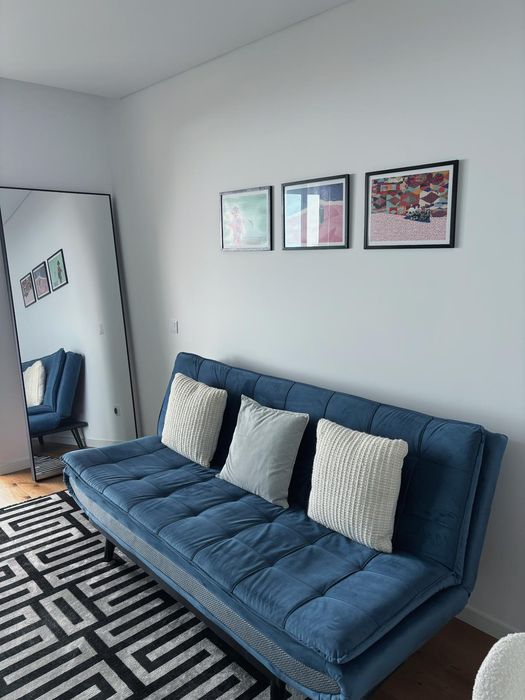 sofá-cama azul de 3 lugares