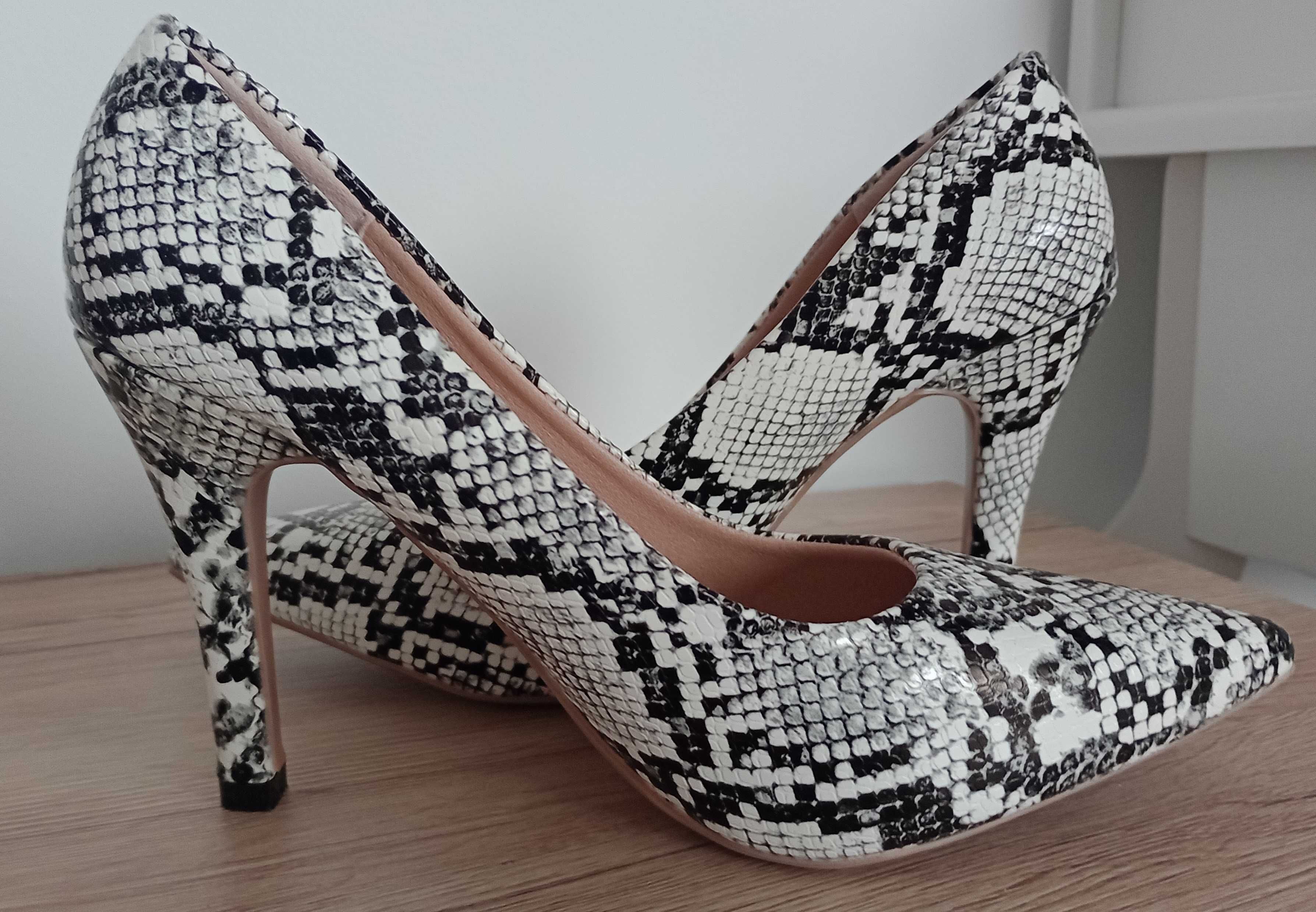 Buty damskie szpilki 36 wkładka 22,5cm wzór wąż, szpilki czółenka nowe