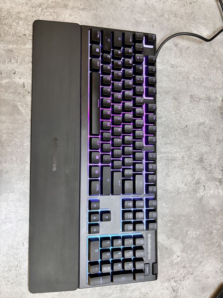 Klawiatura steelseries APEX 3