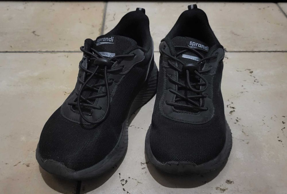 Buty sportowe rozm.33