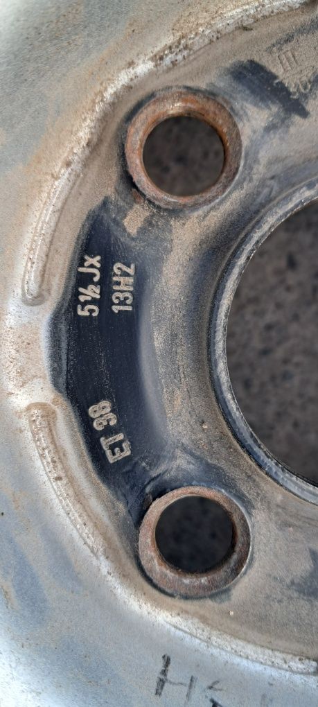 Диски на VW Гольф 4/100 r13 et 38 dia57.1 Пара 2 шт