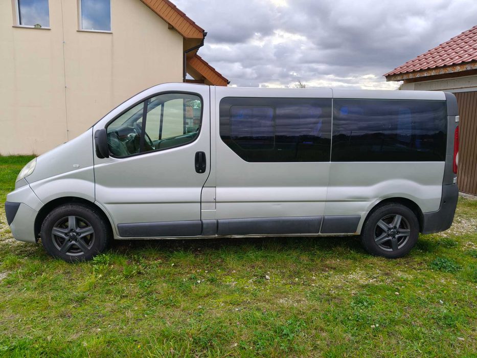 Renault Trafic Passenger 2.0 dCi 115KM Long