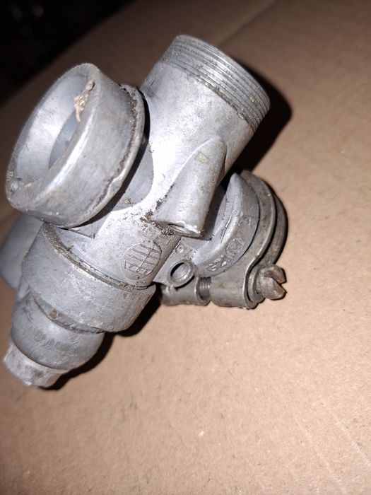 Oryginalny gaznik g20 FOS z 80 tych lat silnika wsk 125 wfm