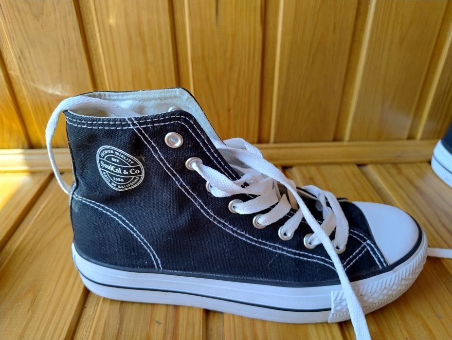 Взуття підліткове