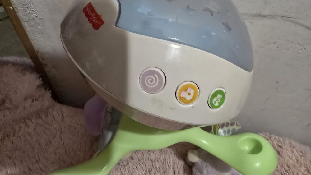 Karuzela do łóżeczka z projektorem Fisherprice
