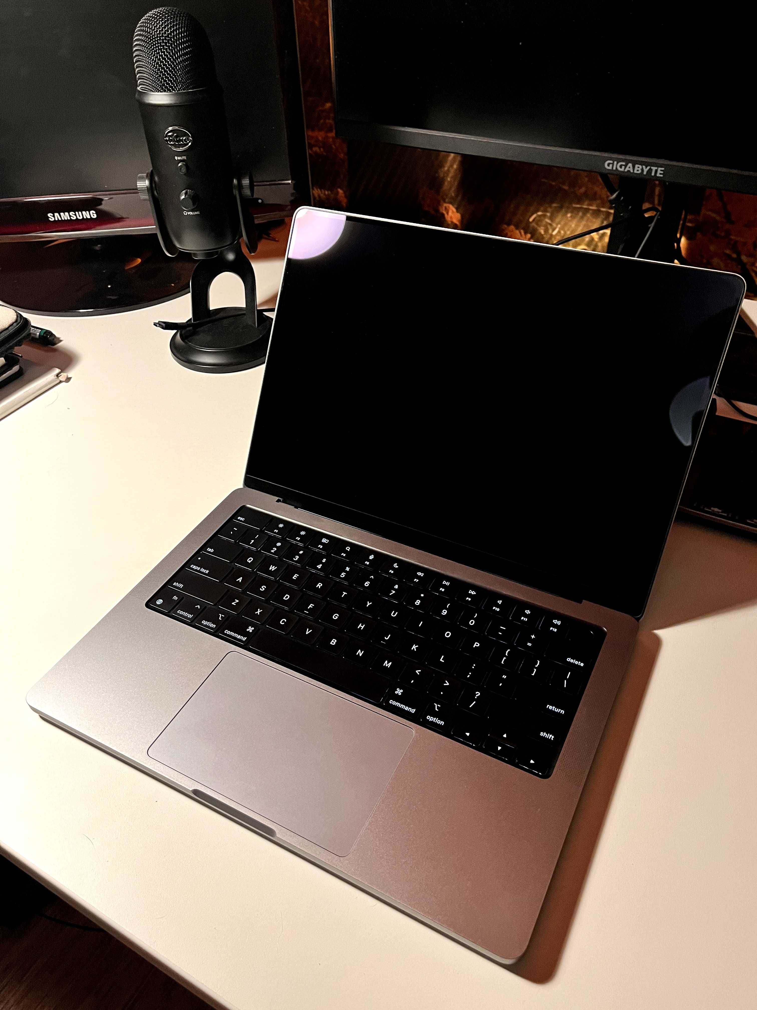 Macbook Pro M1 Pro 14"