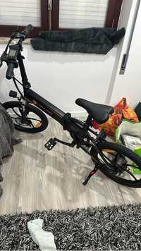 E-bike dobrável ADO aro 20 com velocidade máxima de até 25km/h