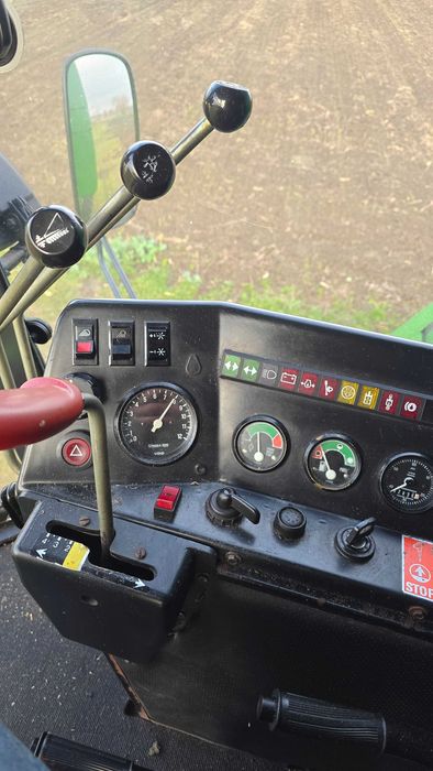 Свіжопривезений Джон дір 1075 н4