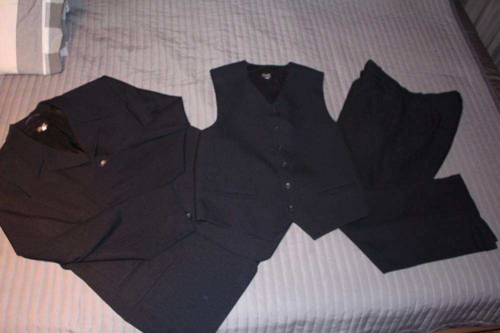 Czarny męski 3 częściowy garnitur - rozmiar L