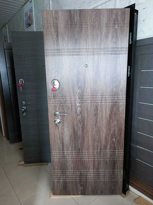 Двері вхідні, міжкімнатні, вікна